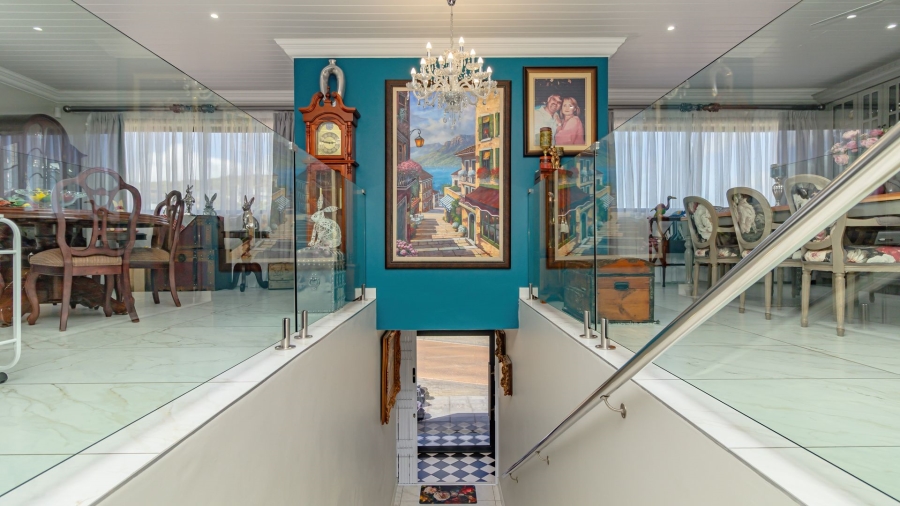 4 Bedroom Property for Sale in Monte Christo Western Cape